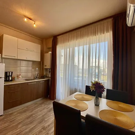 Apartment View Summerland Mamaia